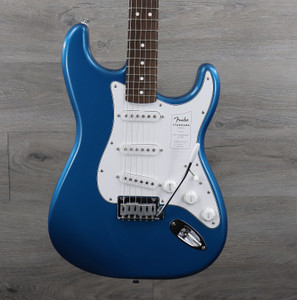 Fender Standard Stratocaster Aqua Marine Metallic Fender Standard Stratocaster Aqua Marine Metallic