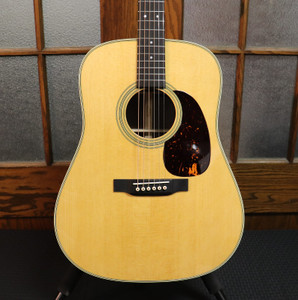 Martin D-28 Natural Martin D-28 Natural
