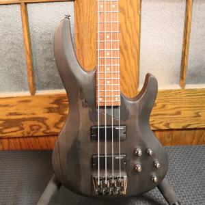 ESP LTD B-204SM See Thru Black Satin ESP LTD B-204SM See Thru Black Satin