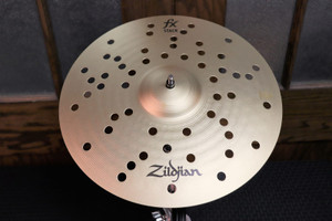 Zildjian 14" FX Stack Cymbals (Pair) with Mount Traditional Zildjian 14" FX Stack Cymbals (Pair) with Mount Traditional