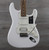 Fender Player Stratocaster HSS with Pau Ferro Fretboard Polar White