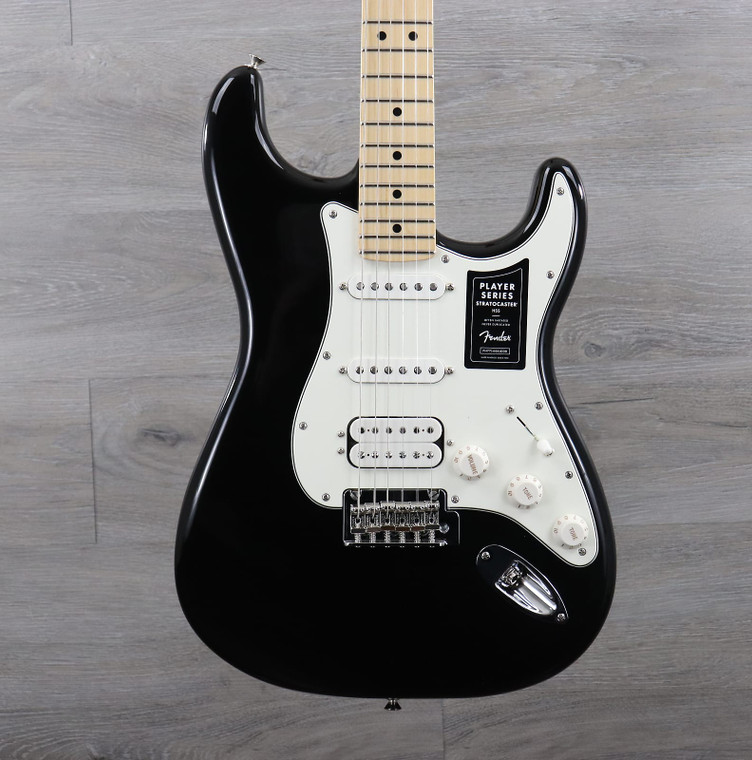 Fender Player Stratocaster HSS with Maple Fretboard Black