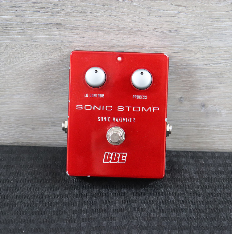 BBE Sonic Stomp Sonic Maximizer Red
