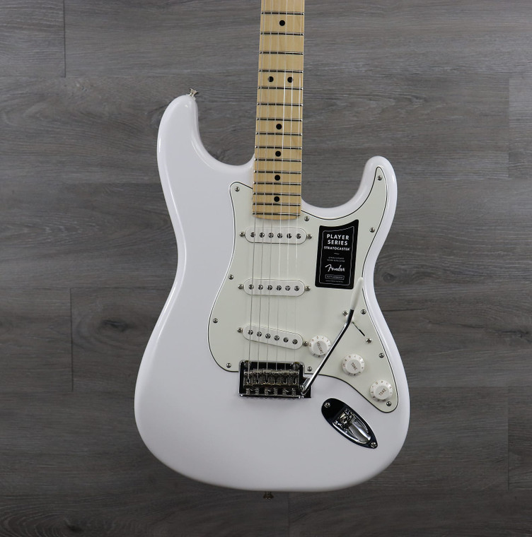 Fender Player Stratocaster with Maple Fretboard Polar White