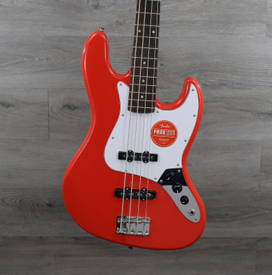 Squier by Fender Jazz Bass レッド Squier Jazz Bass - What To Know & Where To Buy | Equipboard
