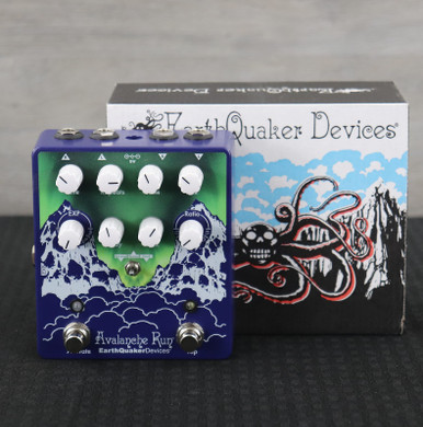 Earthquaker Devices Avalanche Run Stereo Reverb & Delay with