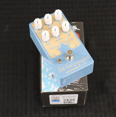 EarthQuaker Devices Bit Commander Guitar Synthesizer V2 Grey