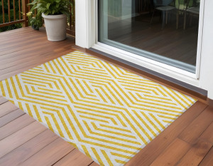 3' X 5' Gold and White Geometric Washable Non Skid Indoor Outdoor Area Rug N270-562392