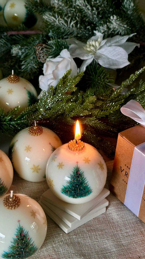 Christmas Candle with Tree: Vintage style gift | Festive and unique Holiday Decor H652-1020