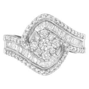 14K White Gold 1.0 Cttw Baguette & Brilliant-Cut Diamond Round Floral Cluster Engagement or Fashion N162-015557R725