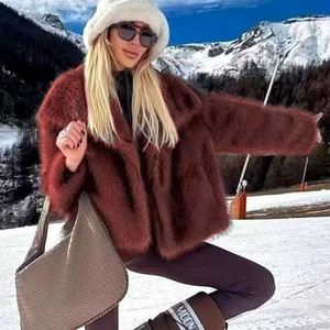 Color: Light Gray, Size: L - Faux Fur Coat Female Short Chic Q119-CJYD255098828BY
