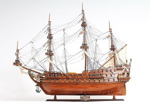 32" Wood Brown c1665 Zeven Provincien Hand Painted Decorative Boat N270-401950