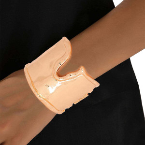 Gold Cut Out Edged Cuff T226-9485480821055
