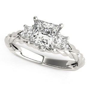 Size: 4 - 14k White Gold Princess Cut 3 Stone Antique Style Diamond Ring (1 1/8 cttw) P150-45464-4