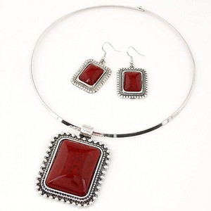 Vintage Beaded Rim Square Turquoise Pendant Necklace and Earrings Set - Red A392-fane1664