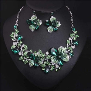 Crystal Graceful Flowers Bridal Fashion Bib Necklace and Earrings Set - Green A392-fane6276