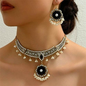 Vintage Shining Flower Pendant Tassel Design Wholesale Costume Necklace and Earrings Set - Black A392-fane7691