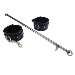 Rouge Leg Spreader Bar 30in Adjustable A451-63433