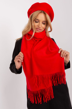 red - Shawl model 187616 AT U704-187616