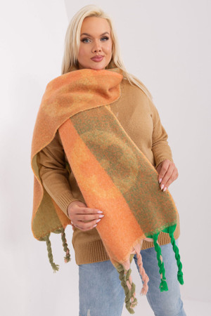 orange - Shawl model 190546 AT U704-190546