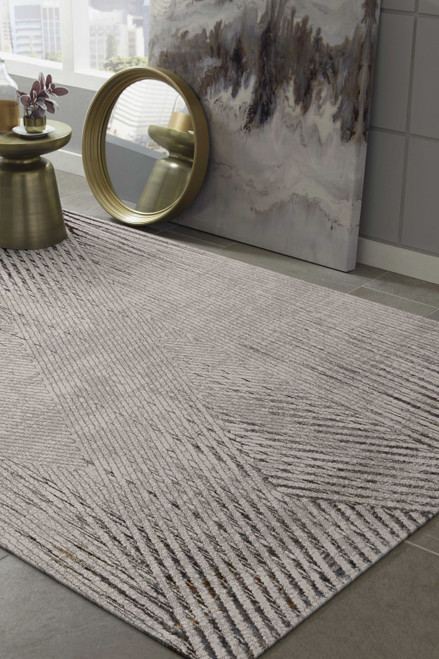 8' X 11' Gray and Ivory Area Rug N270-374791