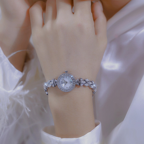 Baita Starry Horse Eye Zircon Light Luxury Exquisite Mermaid Watch Q119-CJNS2561471