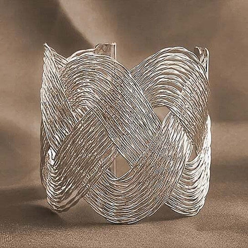 Color: Silver - ROMANCE The Interlocking Waves Bracelet K290-44031395234065