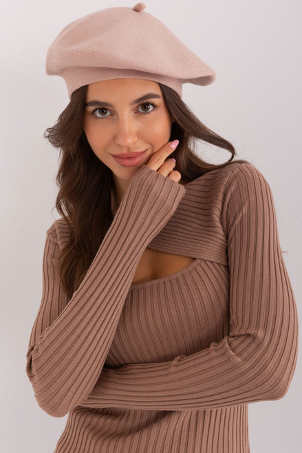 beige - Beret model 185840 AT U704-185840