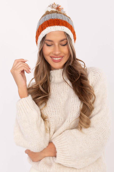 beige - Cap model 208413 AT U704-208413