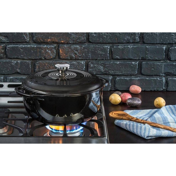 Round 6-Quart Black Enamel Cast Iron Dutch Oven with Lid Q280-MSERCDL79418253