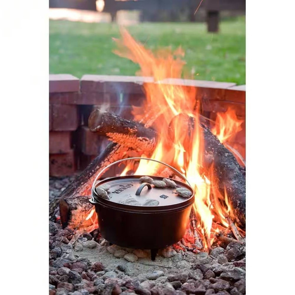 8-Quart Deep Seasoned Cast Iron Dutch Oven with Lid and Metal Handle Q280-EQDOWH890758341
