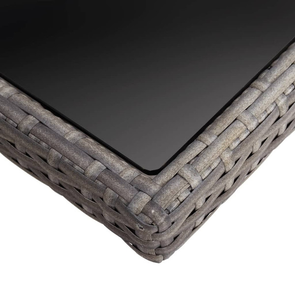 Dining Table Gray PE Rattan 47.2 in by 47.2 in Durable A949-46190