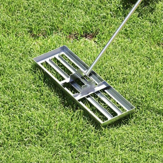 30 x 10 Inch Lawn Leveling Rake with Ergonomic Handle-Silver - Color: Silver D681-GT4043SL