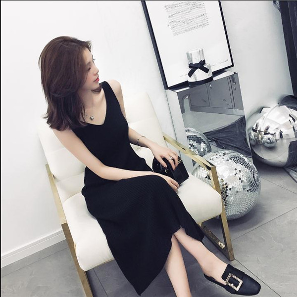 V-neck knit sling black tank top dress Q119-CJNSSYLY00810