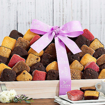 Fresh Baked Goodness: Bakery Gift Basket Z954-WC-563