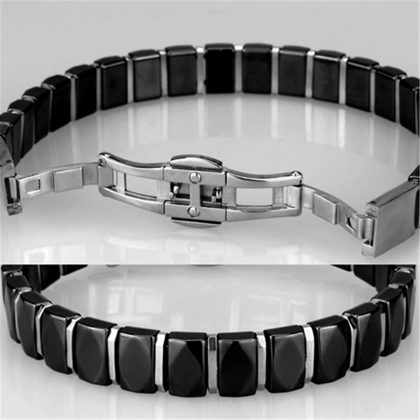 3W990 - High polished (no plating) Stainless Steel Bracelet with Ceramic  in Jet A874-3W990