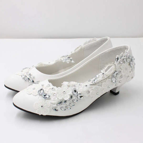 Color: WHITE, Shoe Size: 39, Ships From: CHINA - Xingchenmao?‘Low heel large size bridal shoes Whit F640-12000026942518114