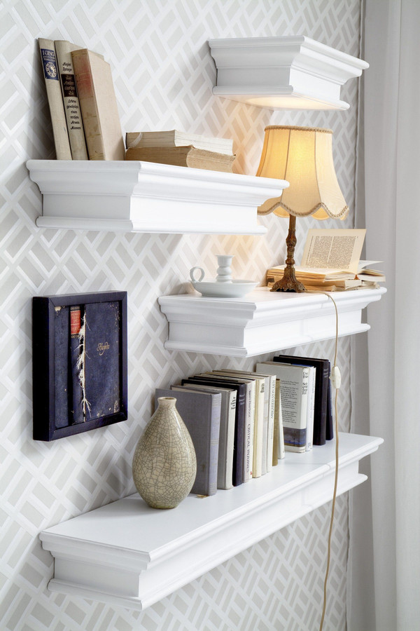 23" Classic White Floating Wall Shelf N270-397787
