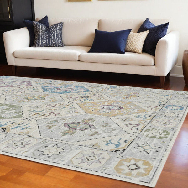 7' X 10' Beige and Gray Abstract Distressed Area Rug N270-558858