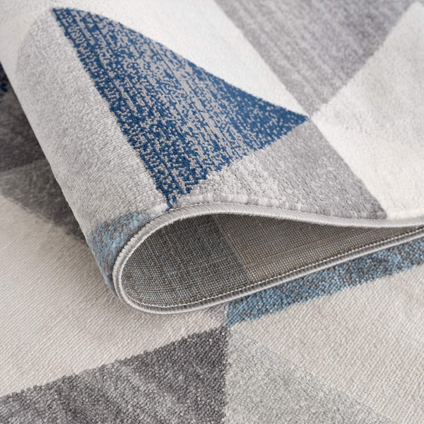 4' X 6' Navy Blue Geometric Diamond Area Rug N270-390236