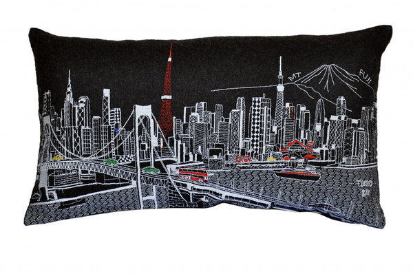 14" X 24" Black Gray and White Hometown Pride Wool Lumbar Throw Pillow N270-482524