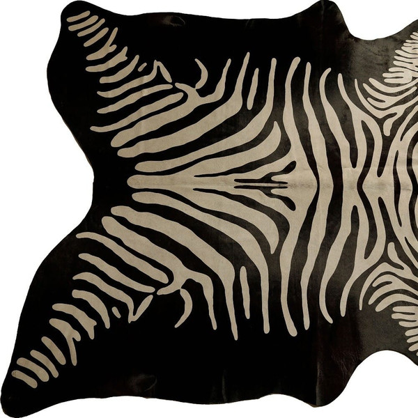 6' X 7' Off White And Black Zebra Print Genuine Cowhide Area Rug N270-473904