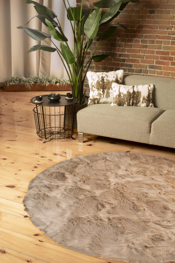 6' X 6' Taupe Round Faux Fur Washable Non Skid Area Rug N270-476666