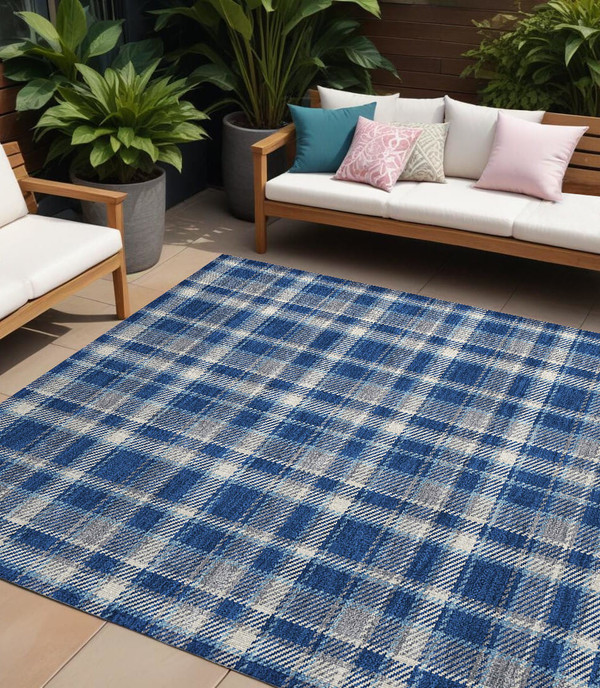 8' X 10' Navy and Ivory Plaid Washable Non Skid Indoor Outdoor Area Rug N270-563373