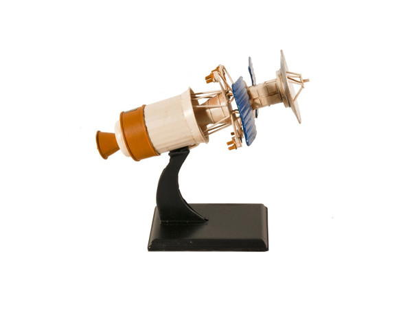 c1989 Magellan Spacecraft Sculpture N270-401509