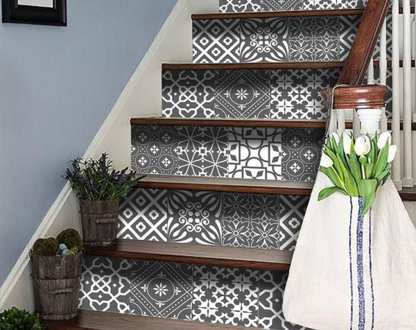 7" X 7" Gray And White Mosaic Peel And Stick Removable Tiles N270-390711
