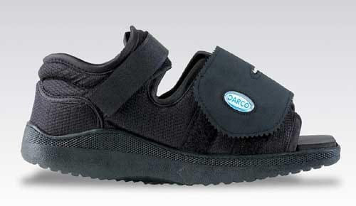 Darco Med-Surg Shoe Black Square-Toe Pediatric B731-1443G