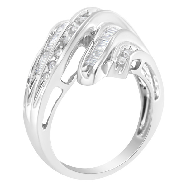 10K White Gold Round and Baguette Cut Diamond Channel Ring (3/4 Cttw, H-I Color, SI2-I1 Clarity) -  N162-008691R700