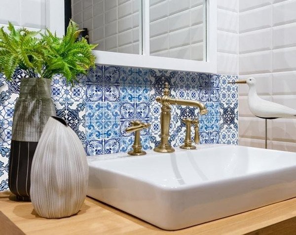 6" X 6" Mediterranean Blues Mosaic Peel and Stick Tiles N270-400032