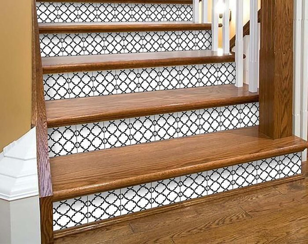 6" X 6" Black and White Quatrefoil Peel and Stick Tiles N270-399922